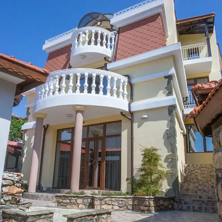Angelovi * Veliko Tŭrnovo