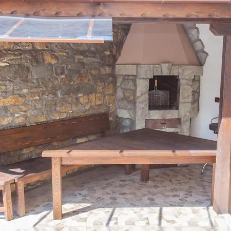 Angelovi Casa de Férias Veliko Tŭrnovo